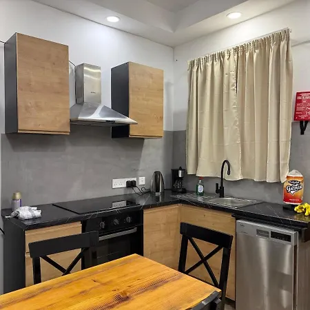 4 Bed Maisonette Close To Mater Dei